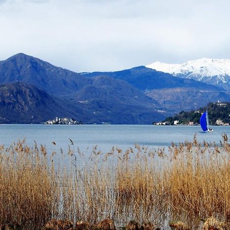 casAlba: grazioso appartamento sul lago d 'Orta Gozzano Esterno foto